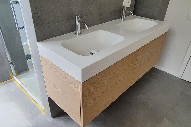 Le Solid Surface, le matériau idéal pour des salles de bains élégantes et fonctionnelles